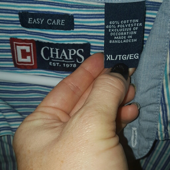 Mens button down - Picture 2 of 3